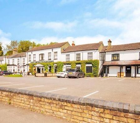 The Bridge Hotel Thrapston  Extérieur photo